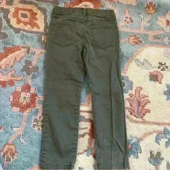 OshKosh B’gosh boy fall utility olive green skinny fitted jeans no flaws size 5 - Picture 2 of 3